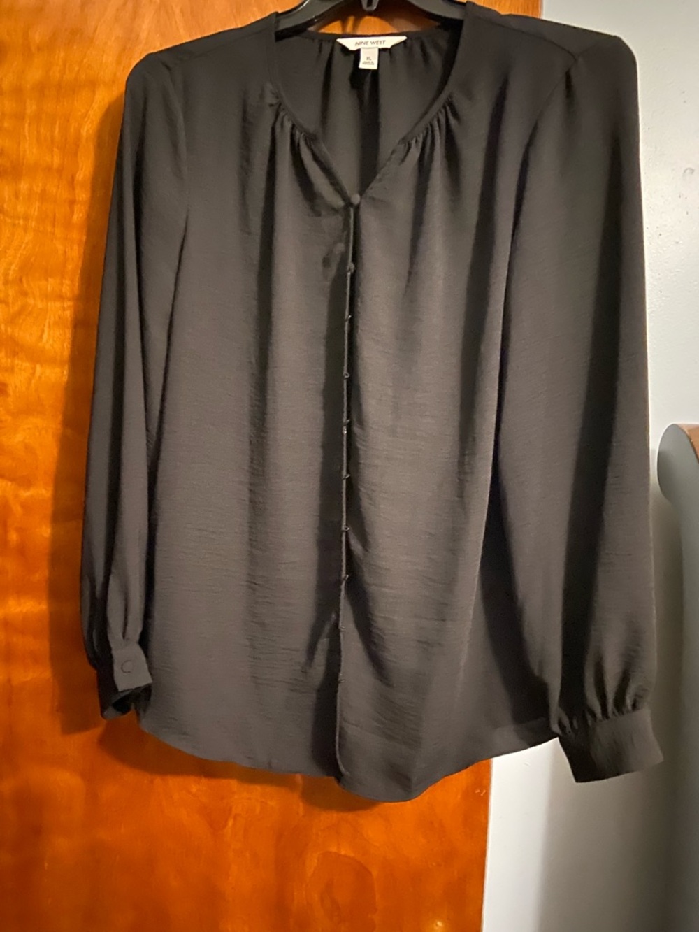 Nine West Black Button-Front Long Sleeve Blouse